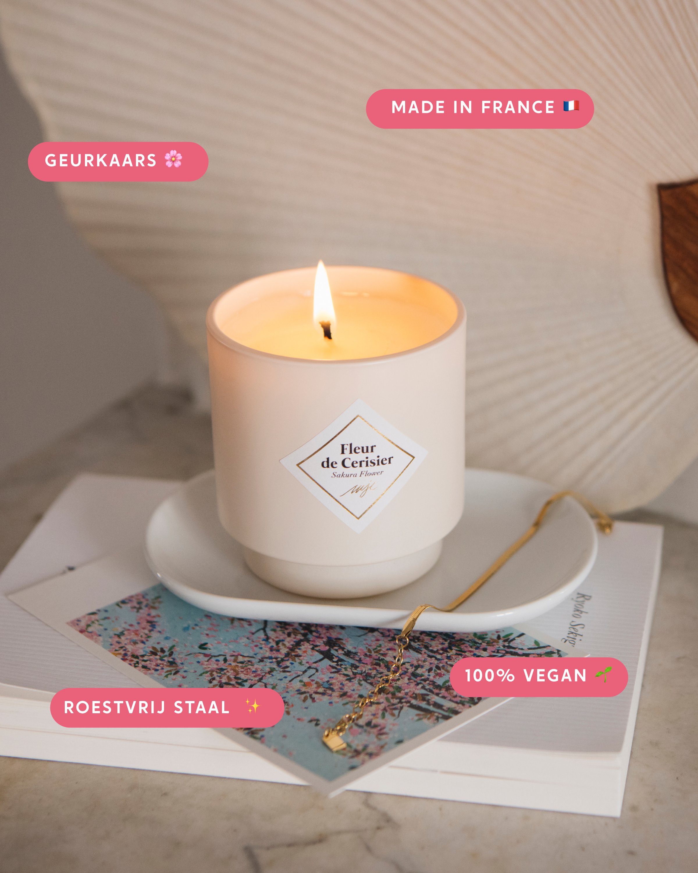 Geurkaars met sieraad Fleur de Cerisier