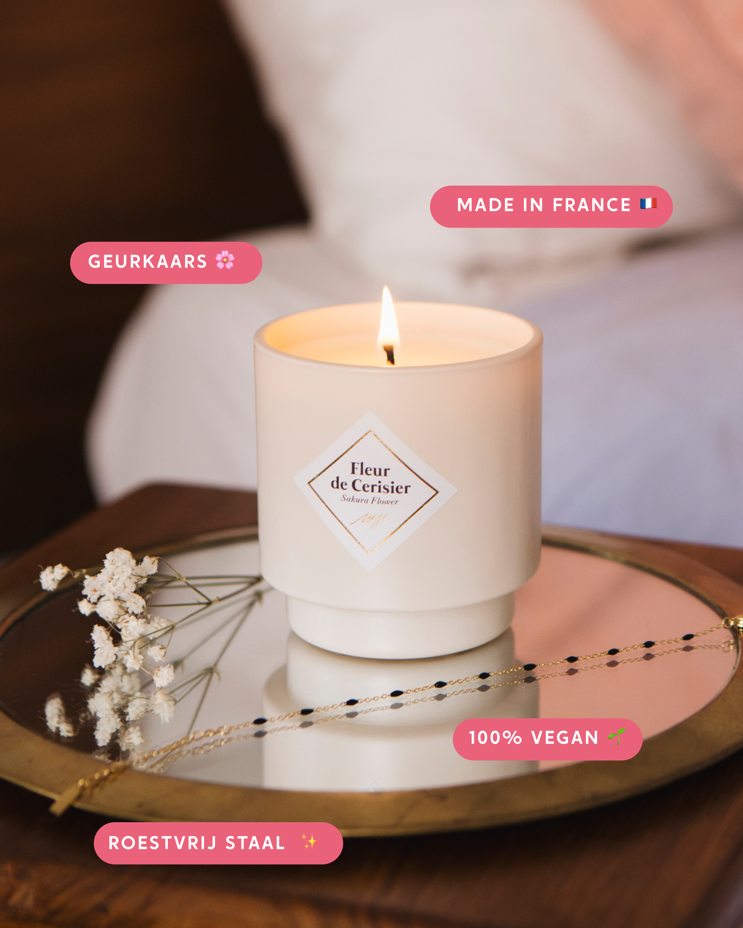 Geurkaars met sieraad Fleur de Cerisier