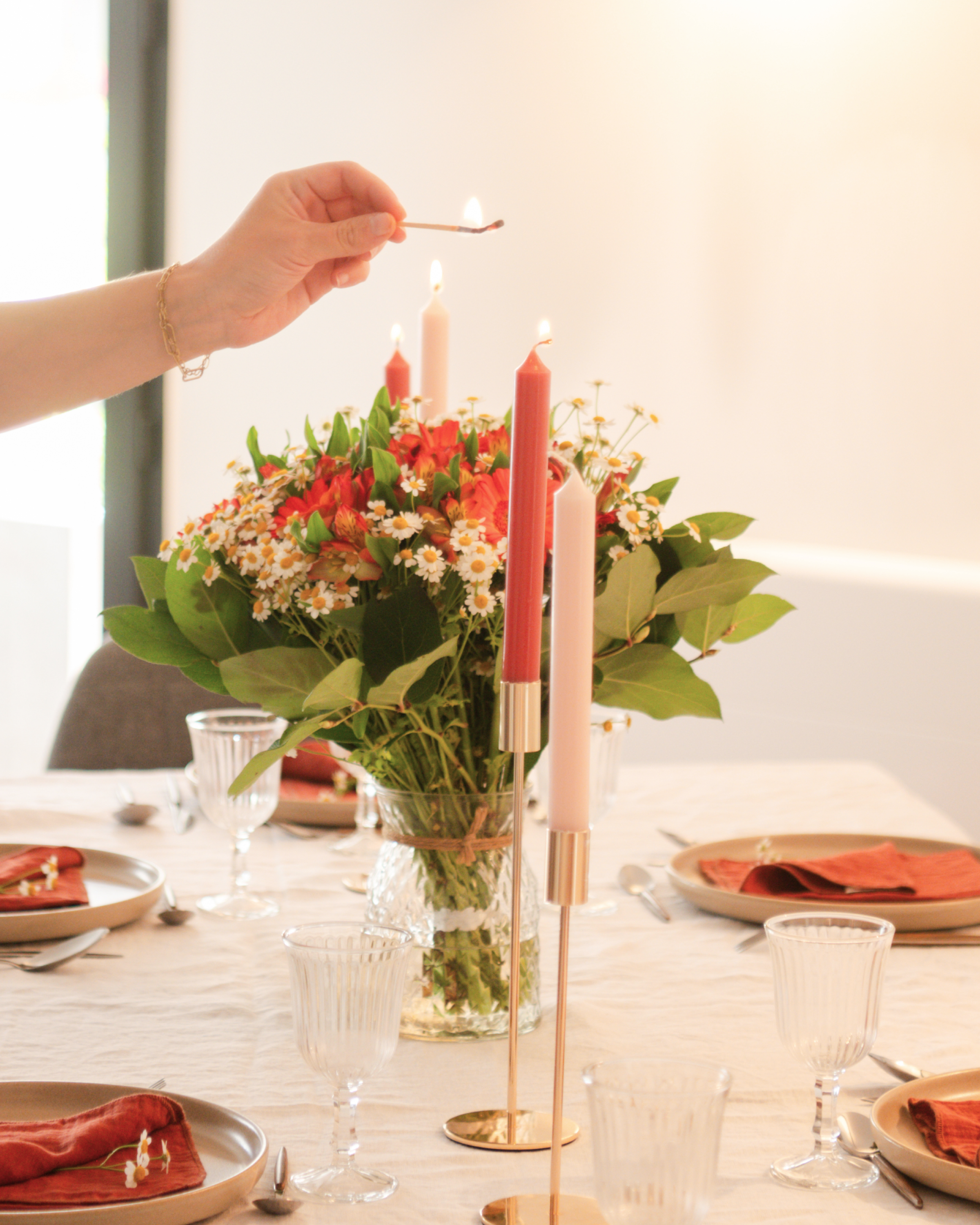 Egaal gekleurde stompkaars Terracotta