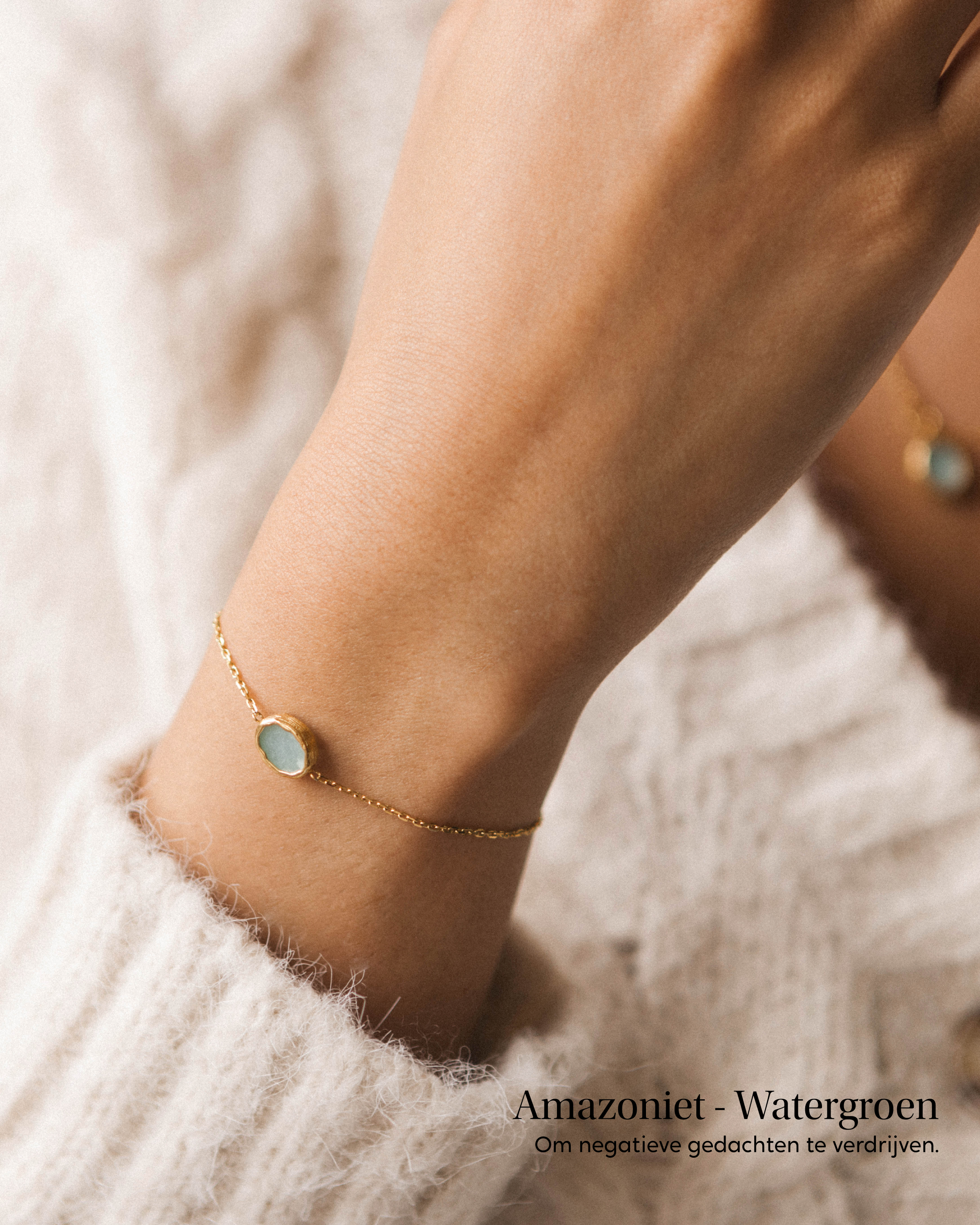 Geurkaars met sieraad Le Pouvoir des Pierres