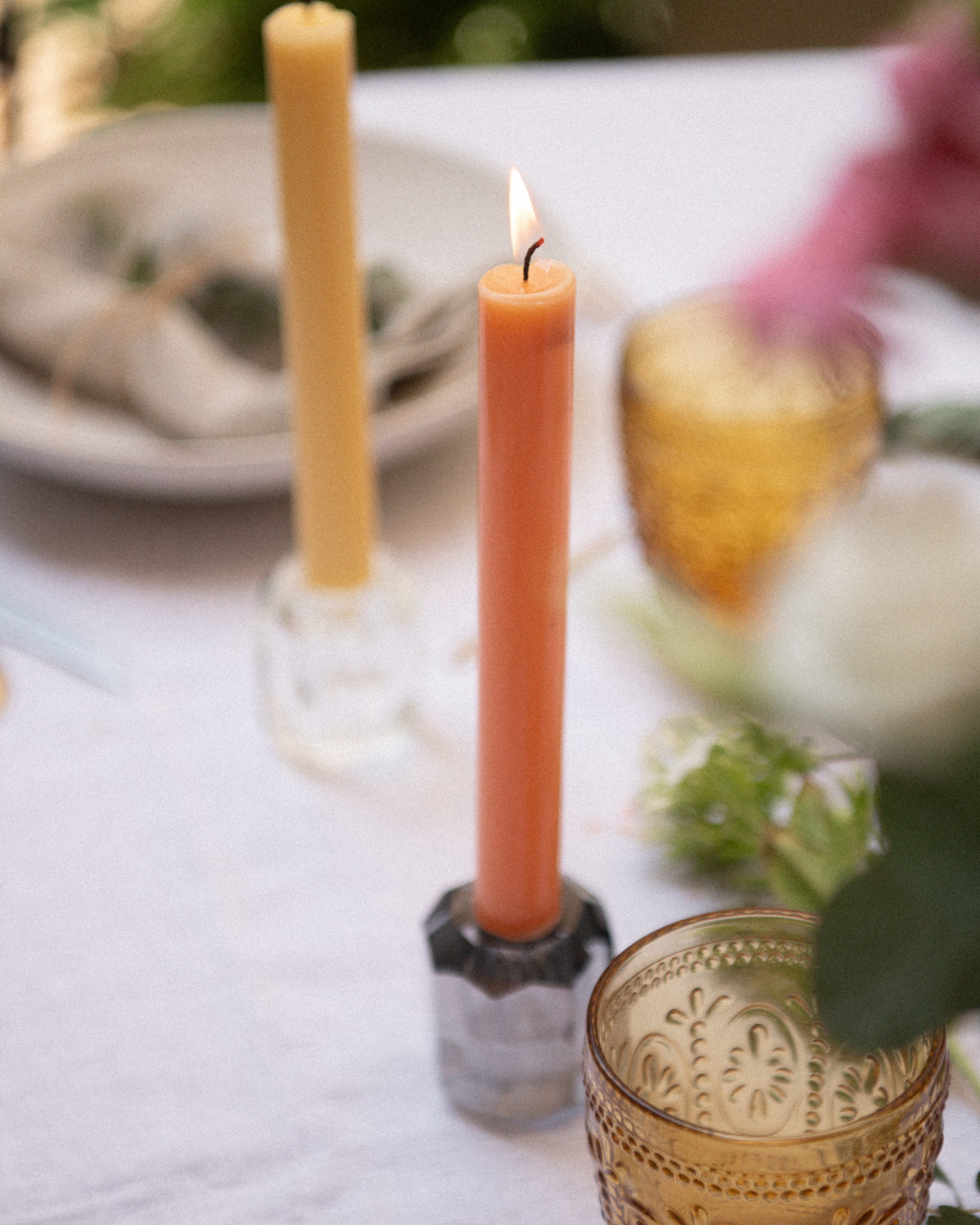 Egaal gekleurde stompkaars Oranje